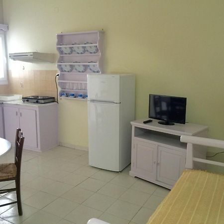 Kionia Apartments Luaran gambar